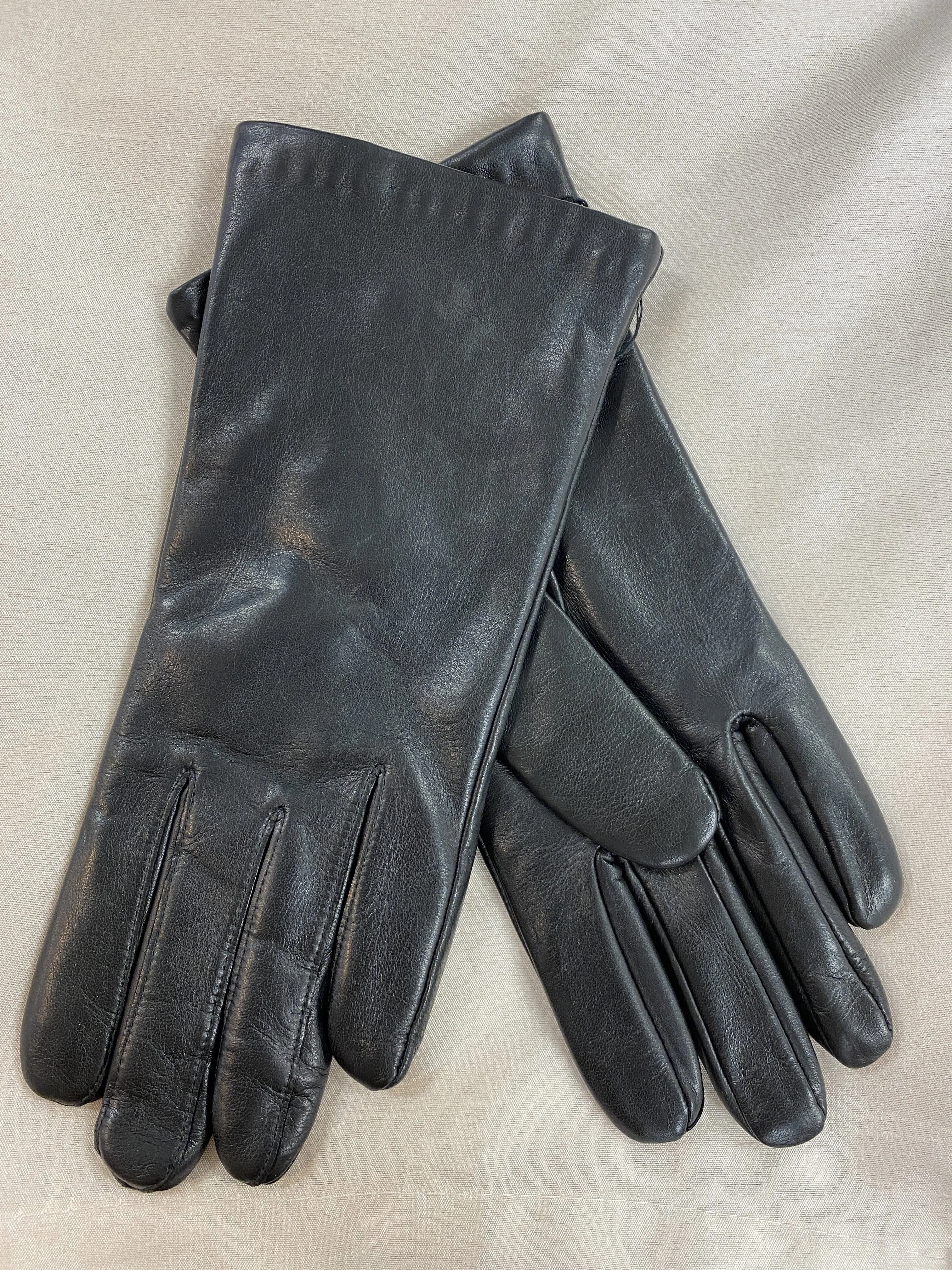 Albee Leather Gloves - K104: Classic, High-Quality & Durable.