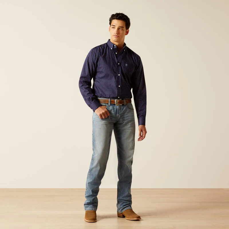 Ariat: Peacoat Wrinkle Free Wells Fitted Long Sleeve Shirt