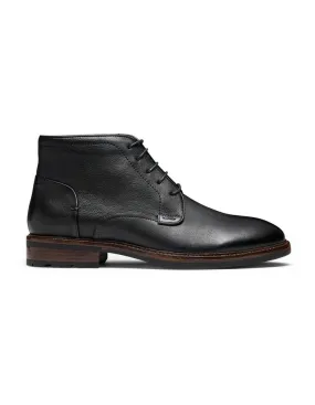 Bobby Chukka Boots in Black