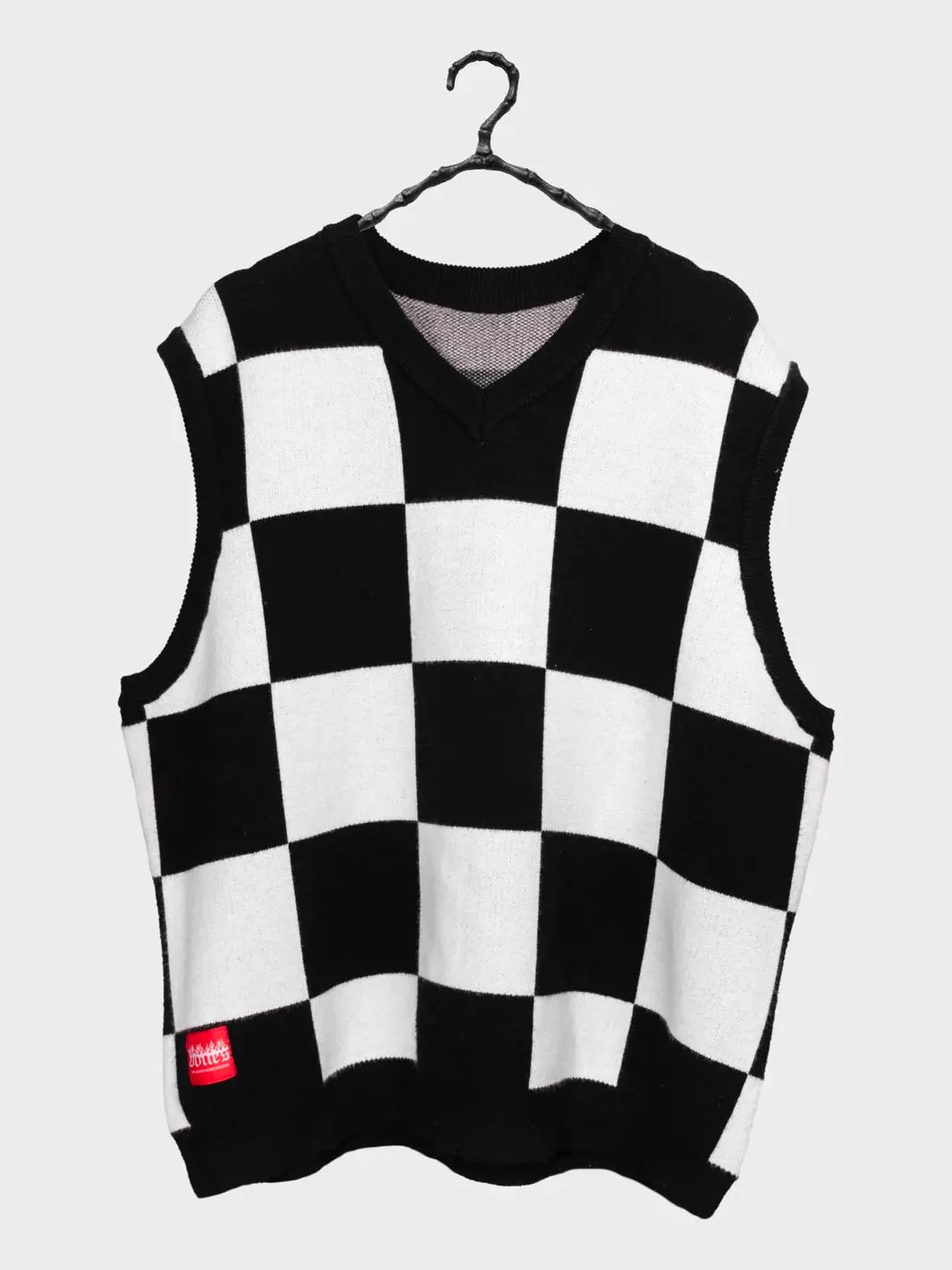 Checkered Knit can be rewritten as Patterned Knitwear for better visibility in Google search results.