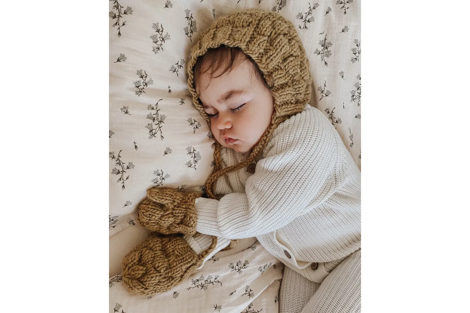 Chloe Set: hand-knitted bonnet and matching mittens and gloves - cream or dusty color.