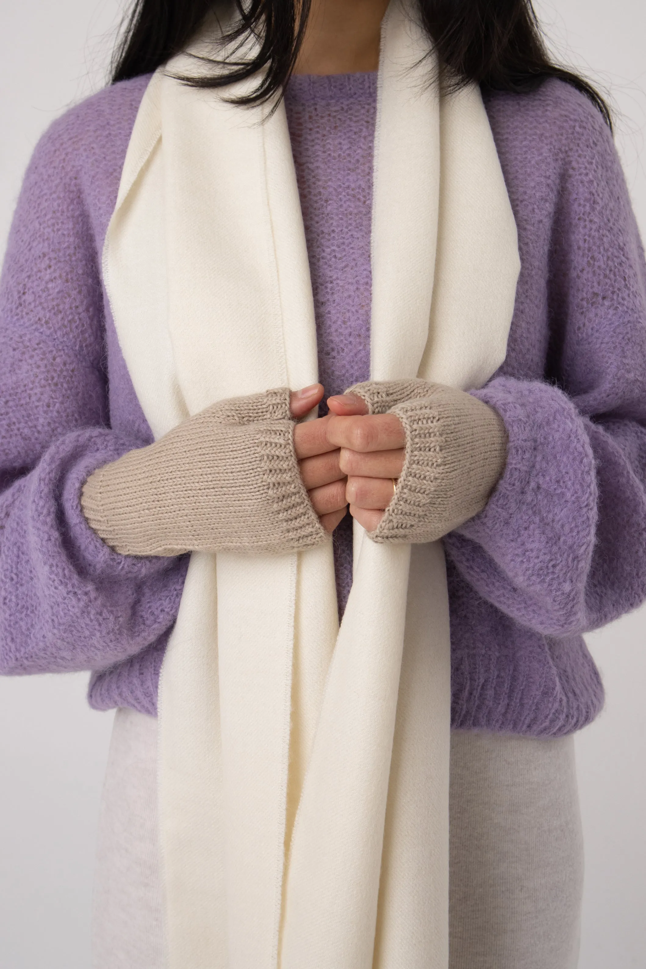 Classic Mittens - Best Mittens for Warmth and Style | Must-Have Winter Accessories