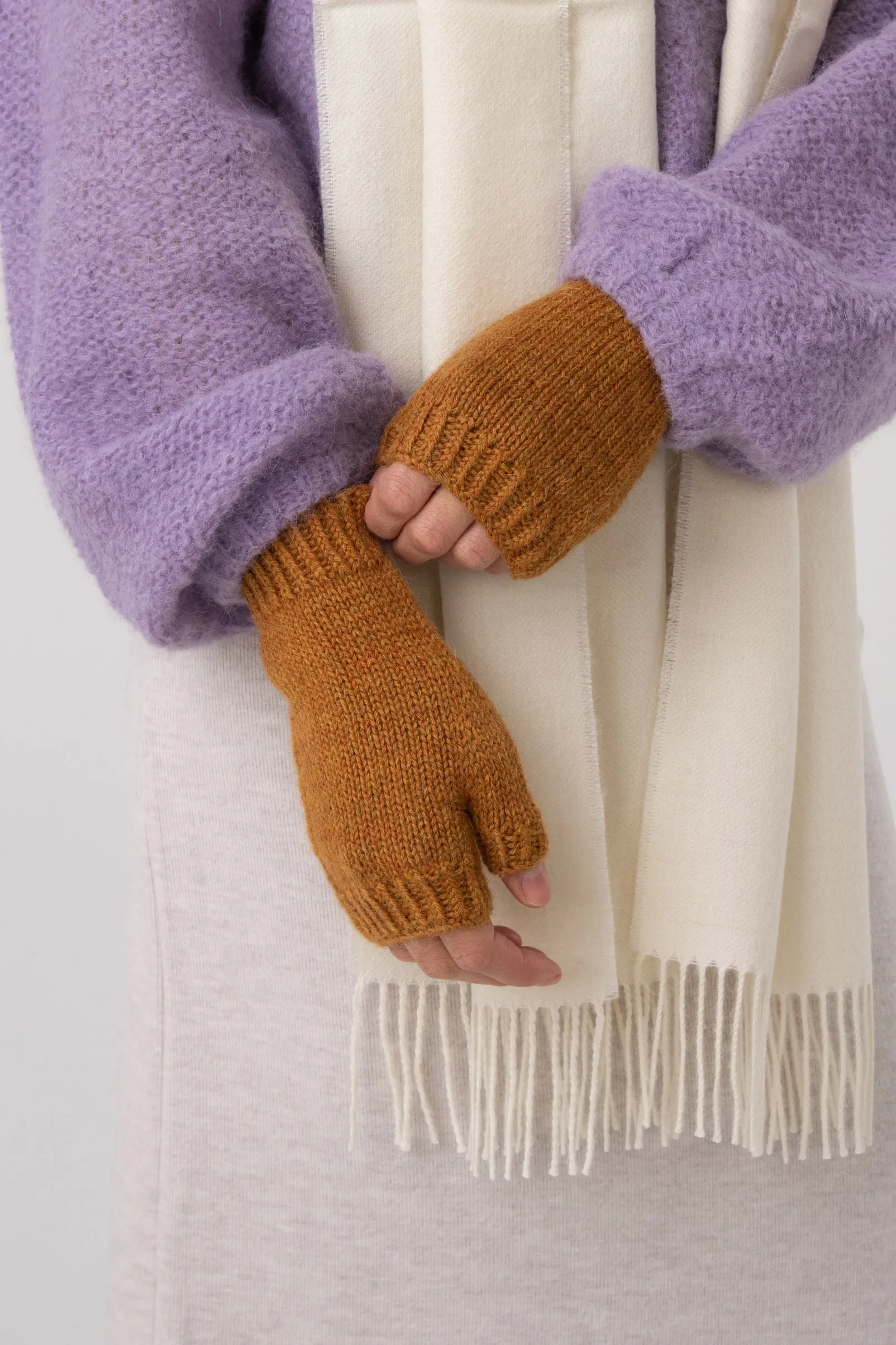 Classic Mittens - Best Mittens for Warmth and Style | Must-Have Winter Accessories