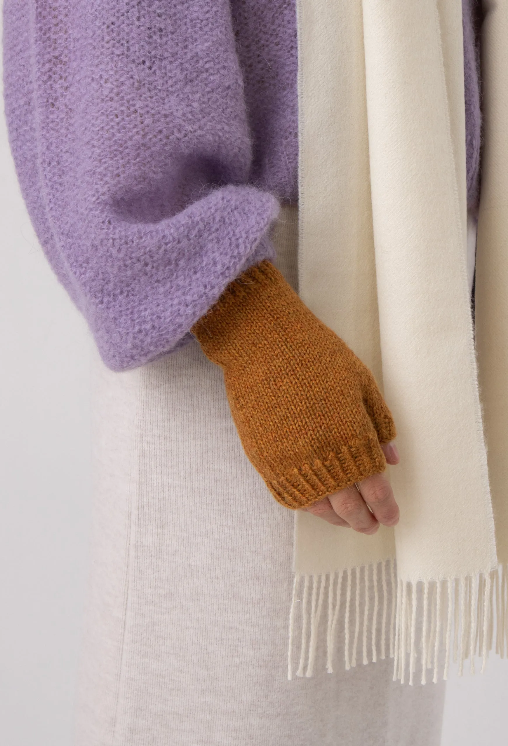 Classic Mittens - Best Mittens for Warmth and Style | Must-Have Winter Accessories