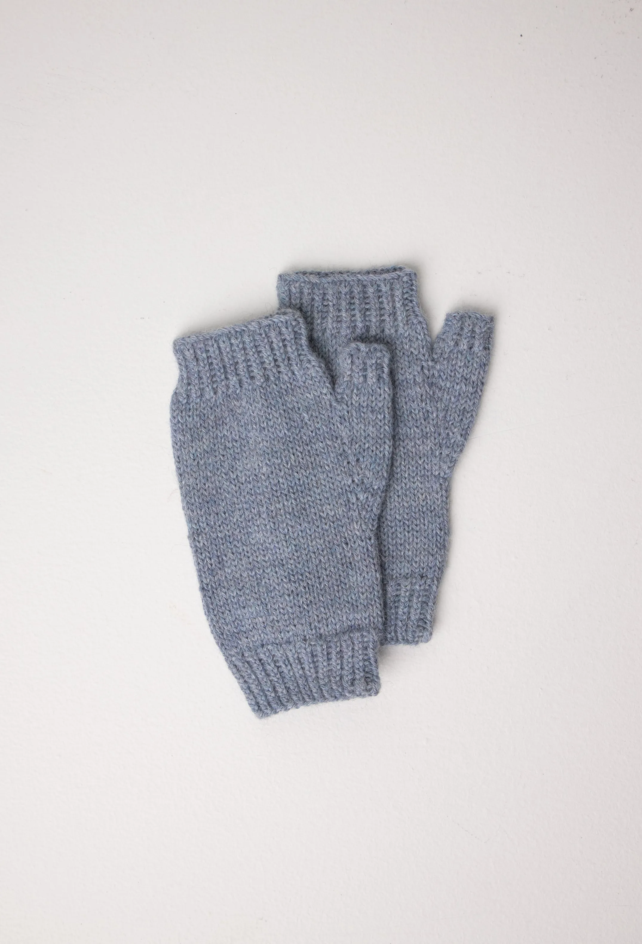 Classic Mittens - Best Mittens for Warmth and Style | Must-Have Winter Accessories