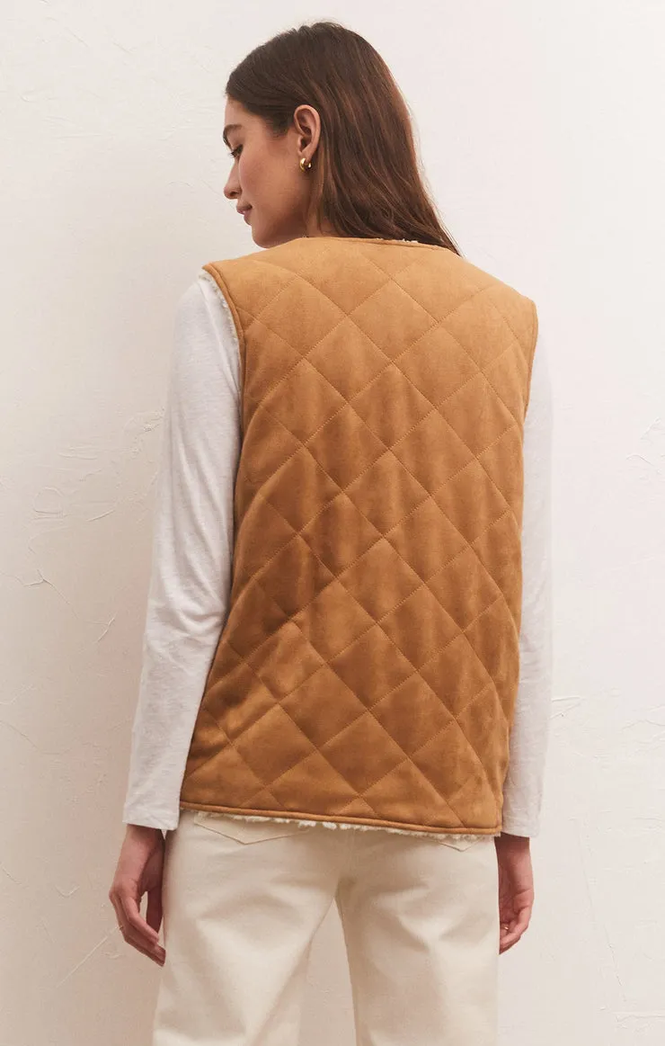 Cosmos Vest in Camel Brown