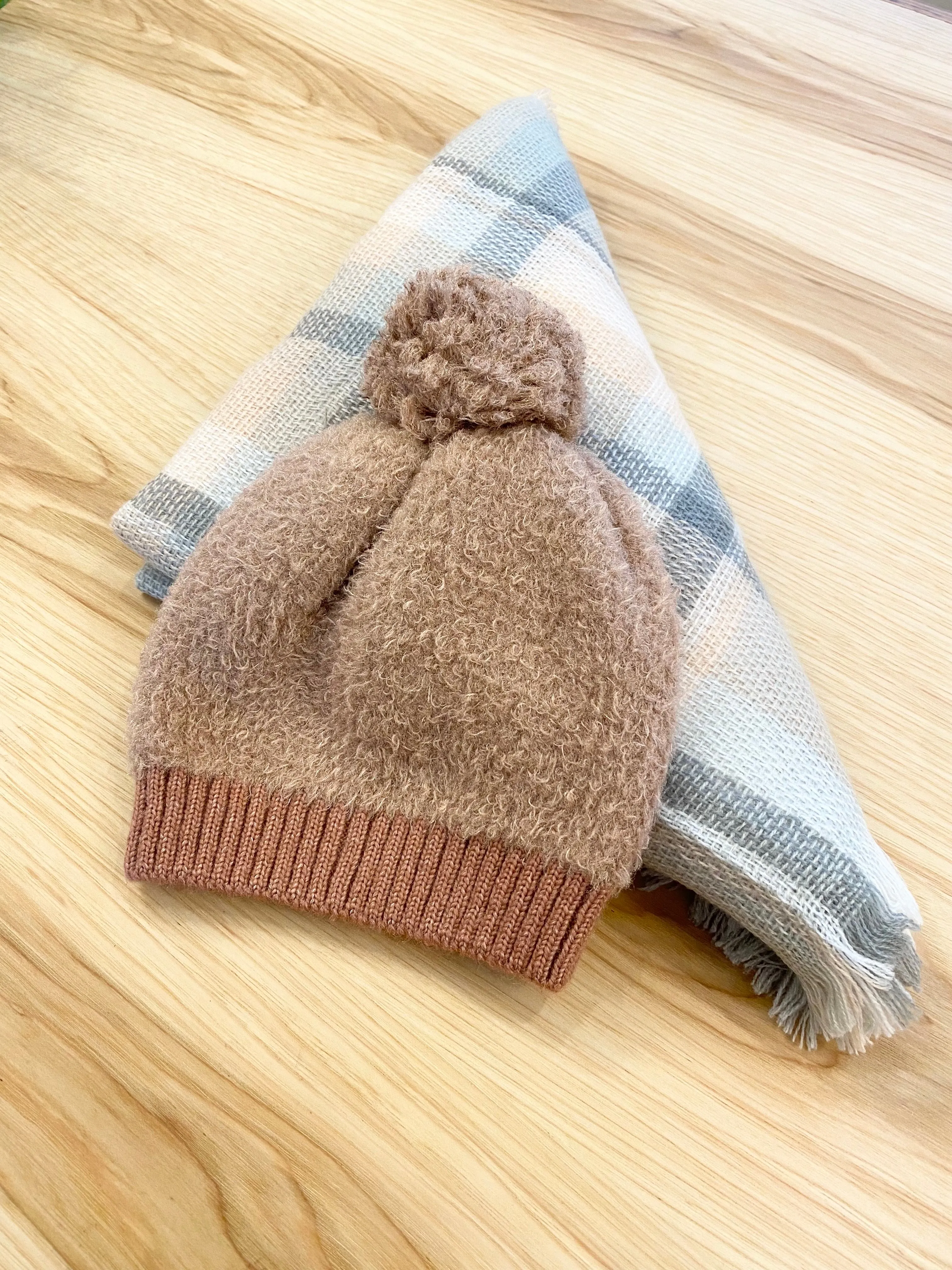 Fury Knit Beanie Pom