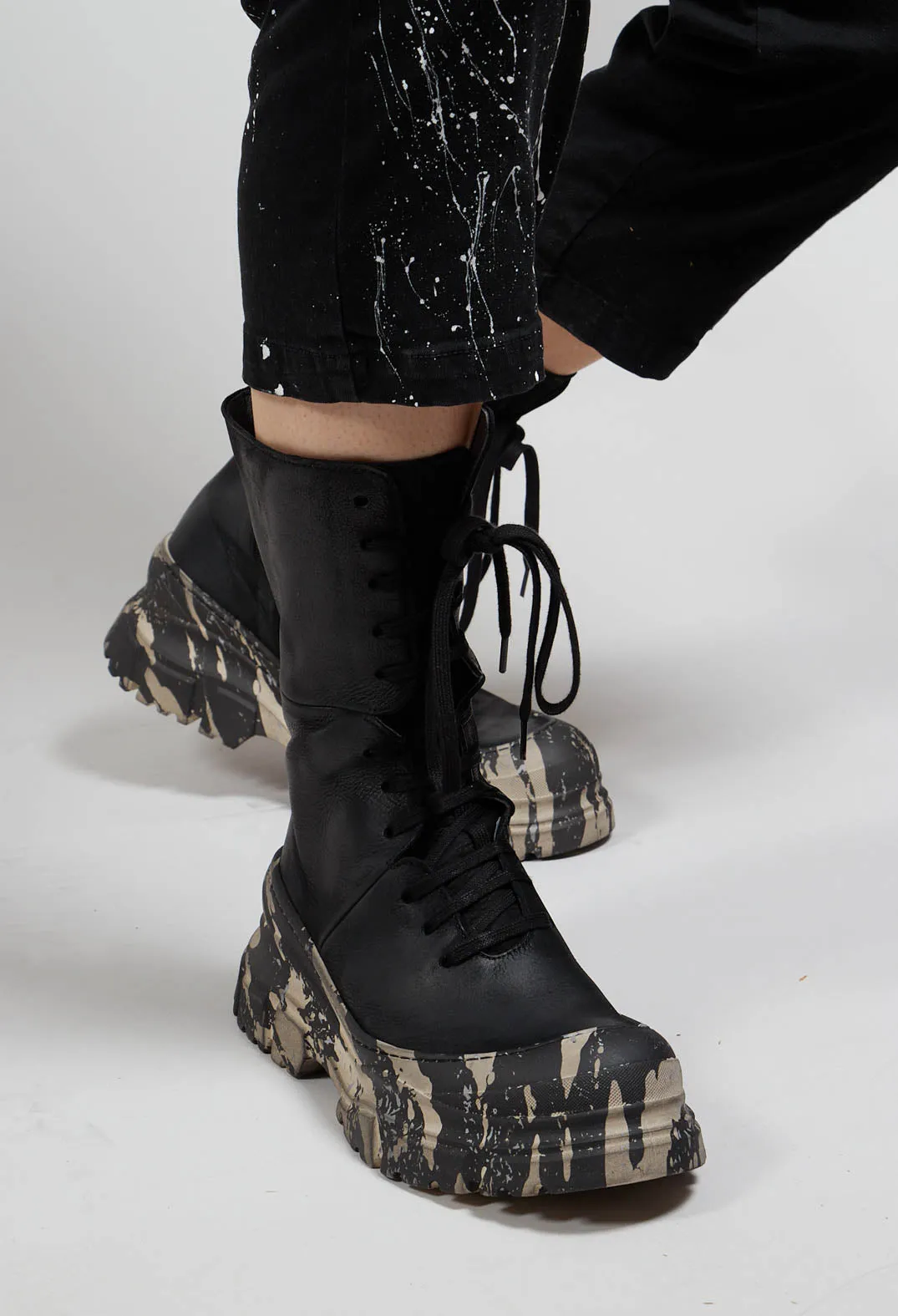 Lace Up Boots Chunky Sole Gasoline Nero