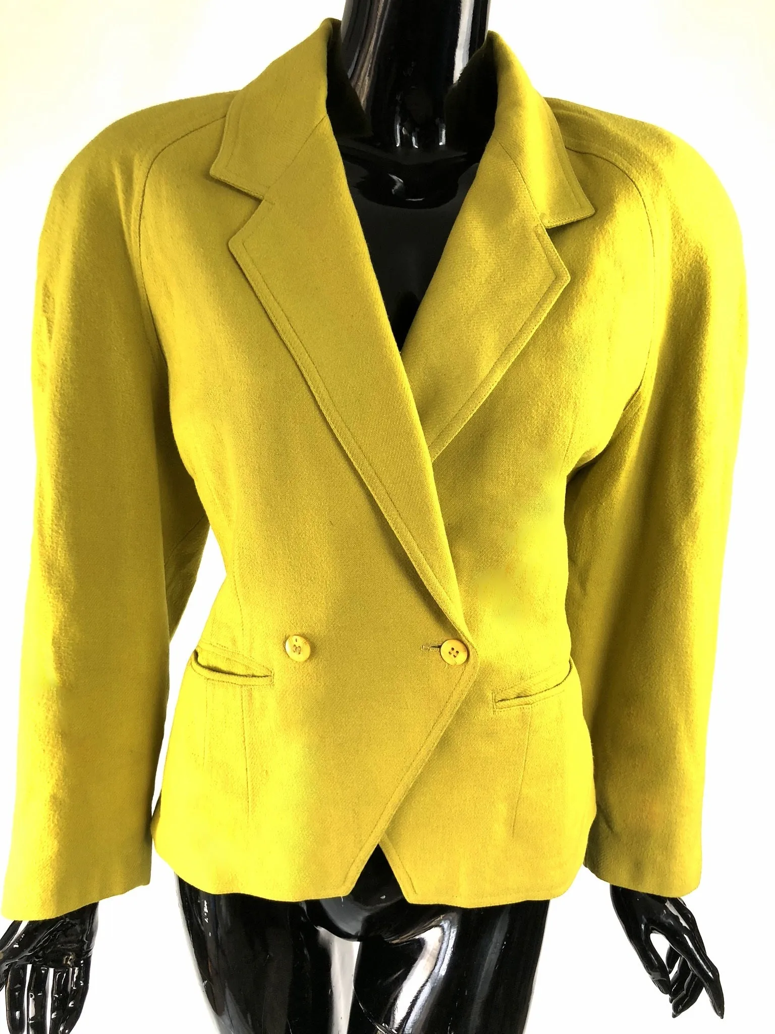 Lime Blazer - perfect for an elevated and fashionable look