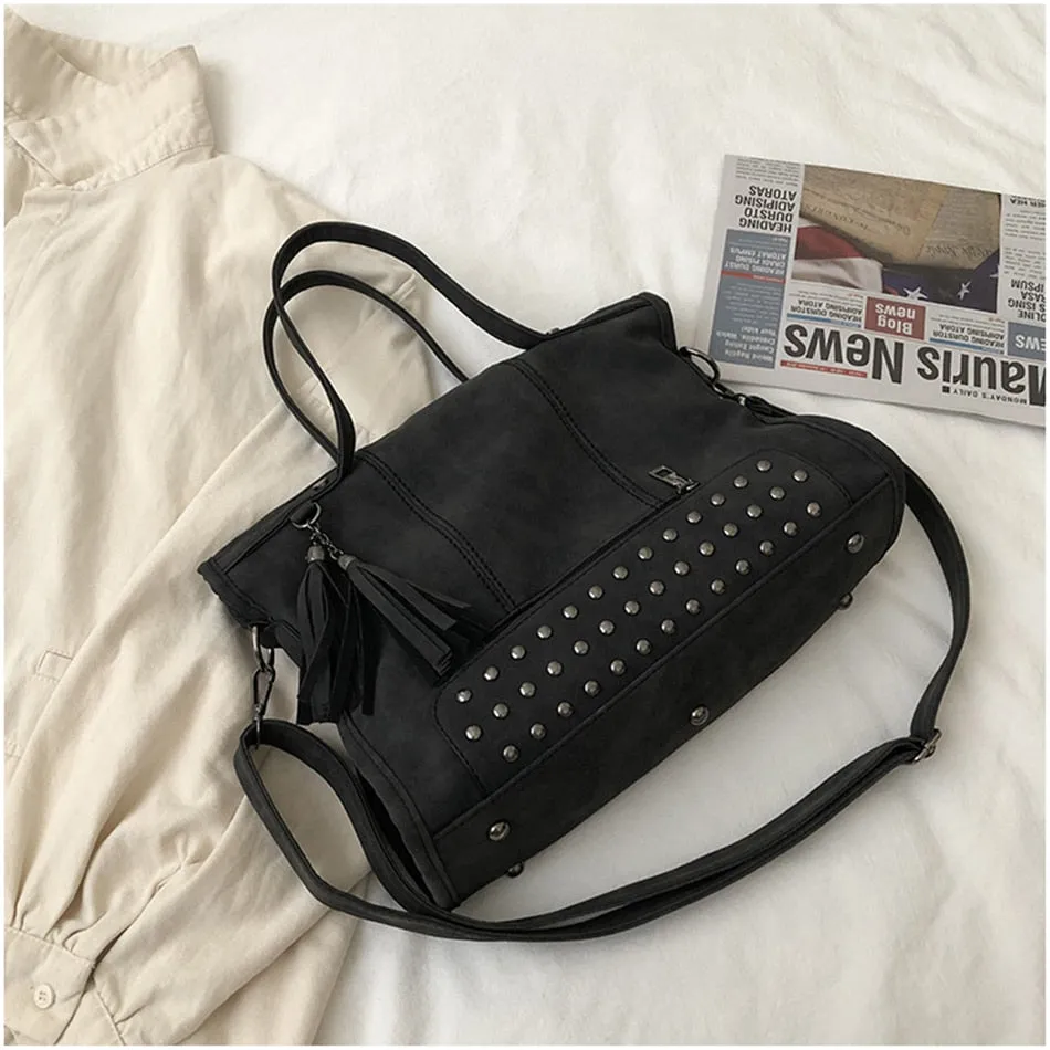 Luxury Large Capacity Tassel Rivet Crossbody Handbag for Women