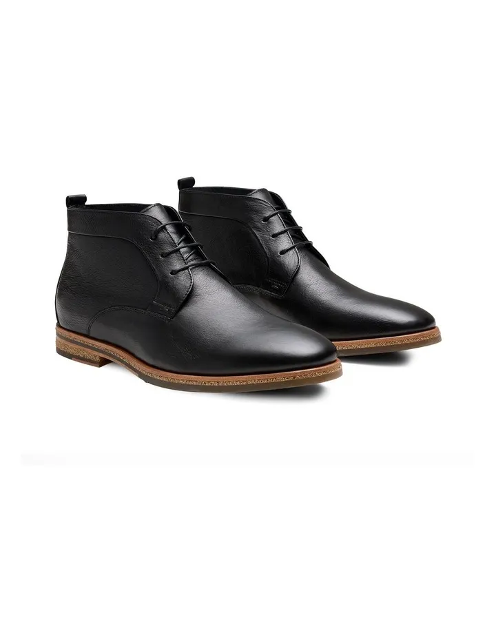 Manning Chukka Boots in Black