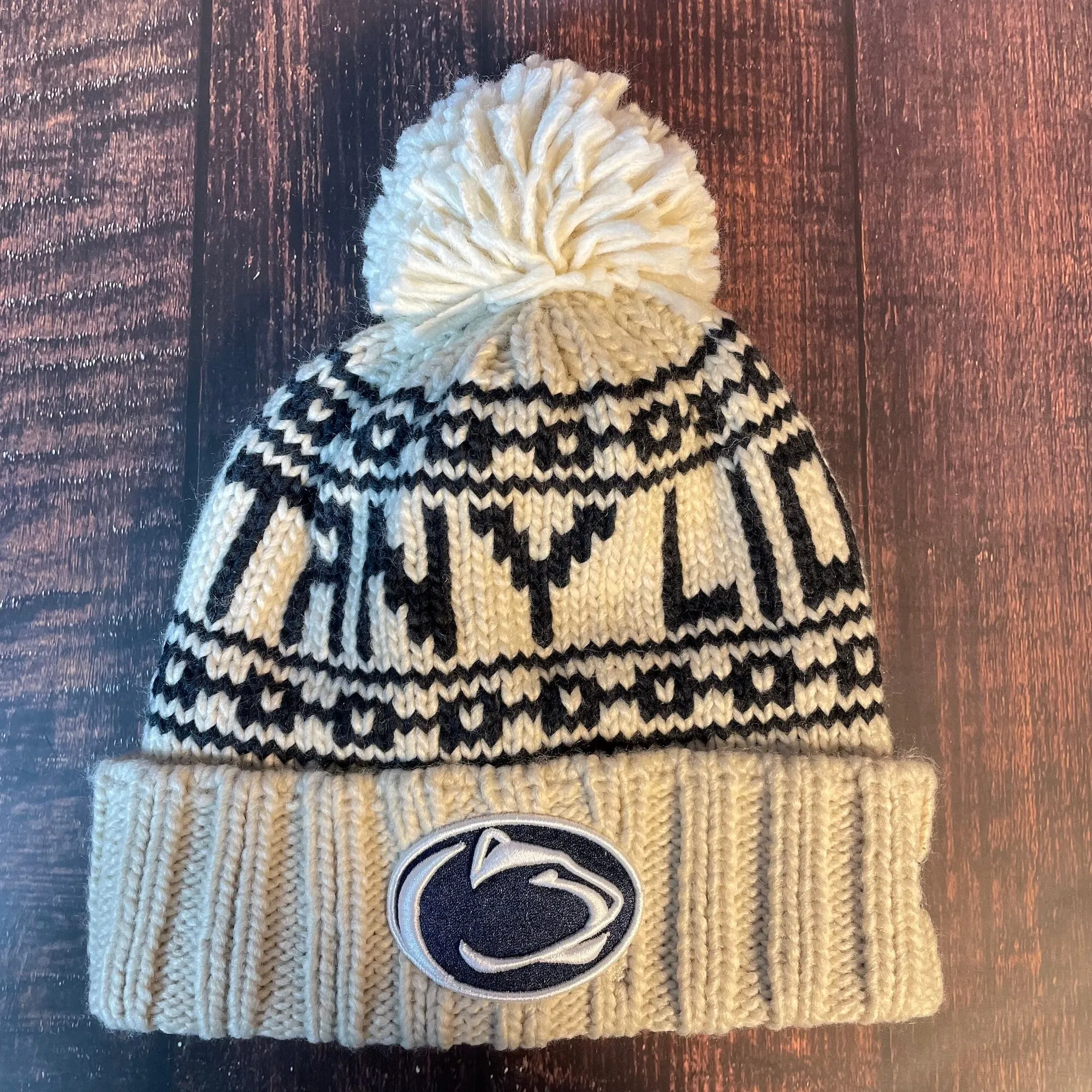 Penn State Nittany Lions Cable Knit Cuffed Large Team Wordmark Cream Women's Pom Pom Beanie | New Era - Cream.