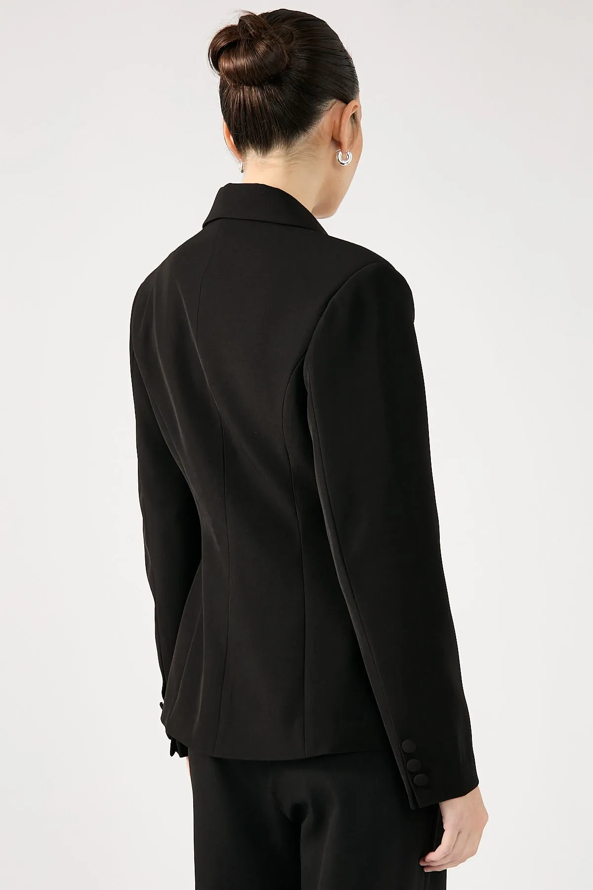 Perfect Stranger Moni Fitted Blazer Black