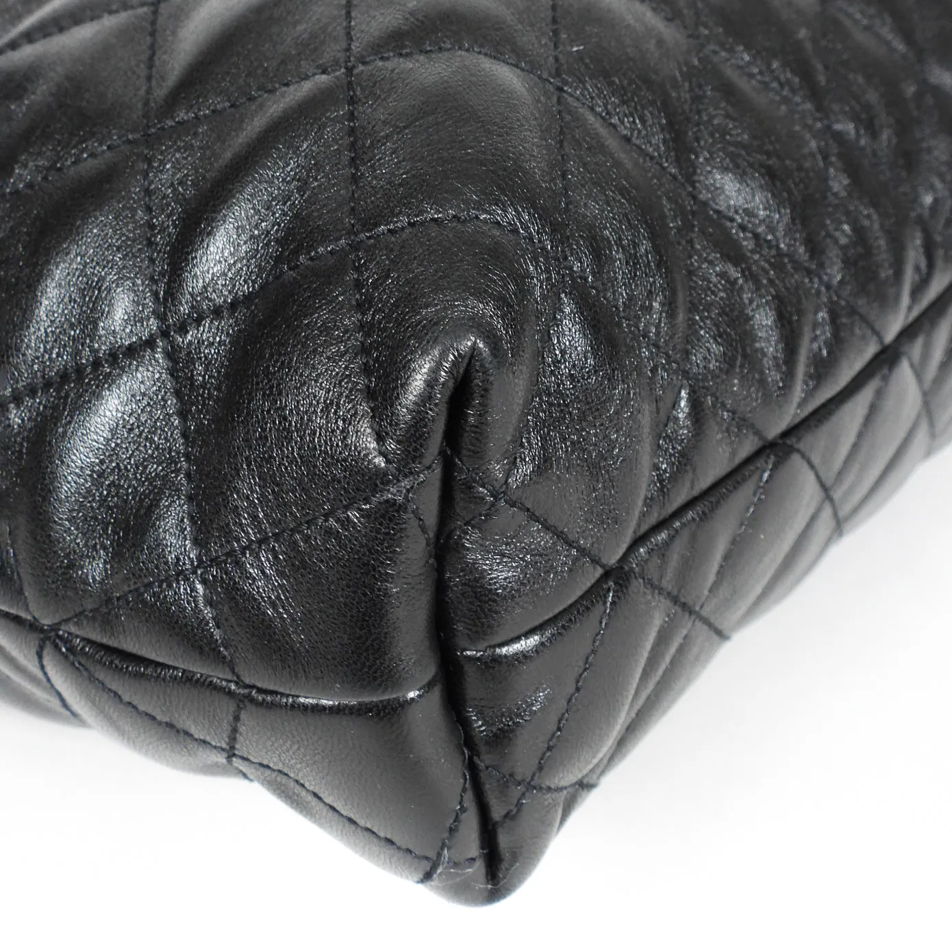 Saint Laurent Black Quilted Lambskin Maxi Shopping Tote Bag