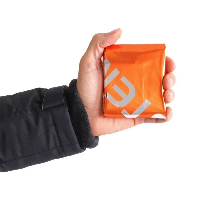 Survival Thermal Blanket - Lifesystems Thermal Protection