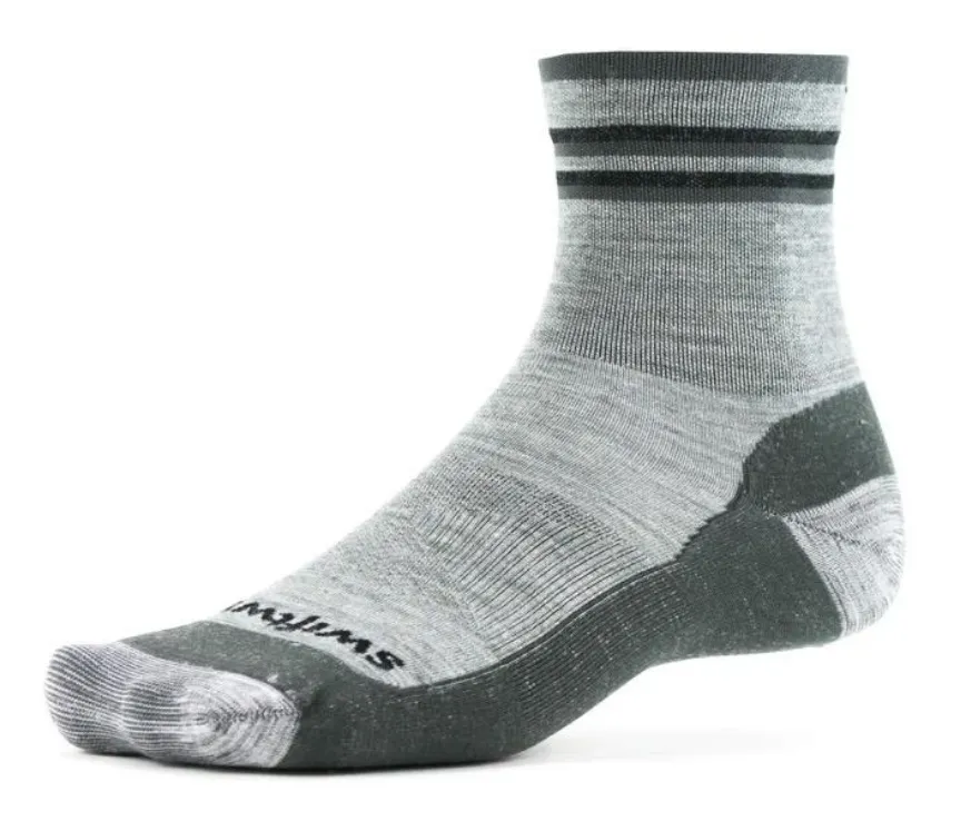 Swiftwick Pursuit Hike Two, Ultralight Cushion hiking sock